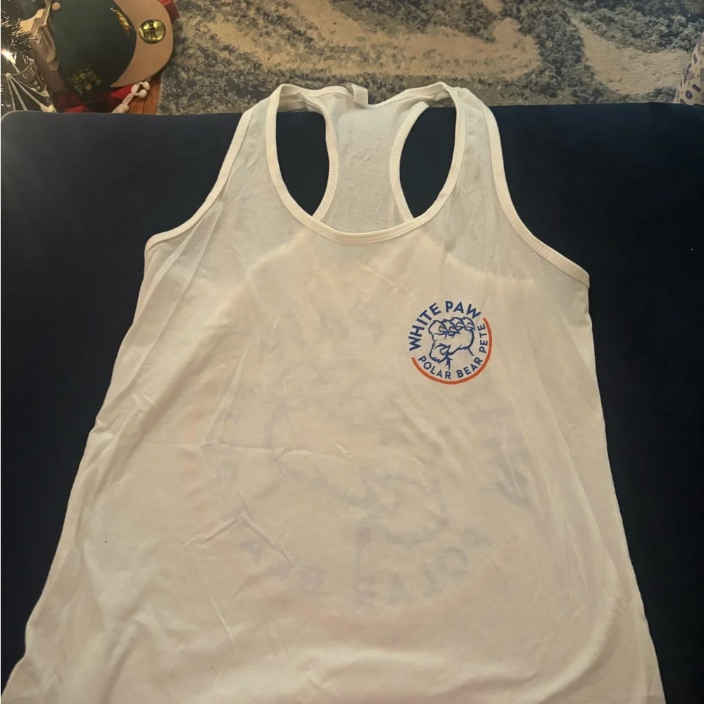 Pete Alonso graphic tank. White paw graphic. XL snug fit - Picture 3 of 7